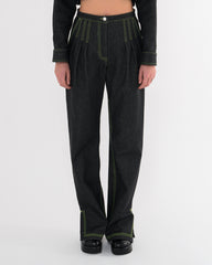 Pantalon trois plis en denim noir de la marque de luxe made in France Raphael de Lacroix 